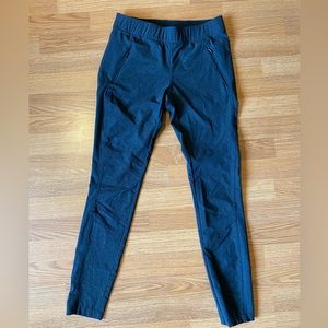 XS Kuhl Black Women's hiking breathable Performance Leggings